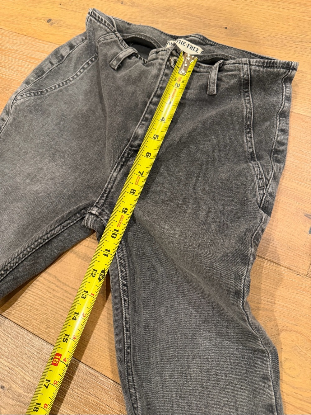 FREE PEOPLE We The Free Level Up Slit Slim Flare Jeans Size 27 Grey - Picture 11 of 12